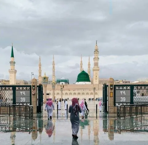 Umrah Travel from Dallas to Makkah and Madinah