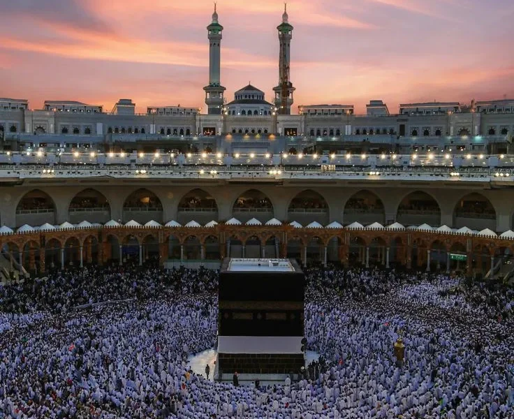 7 Days Umrah Package Price & Details Explained