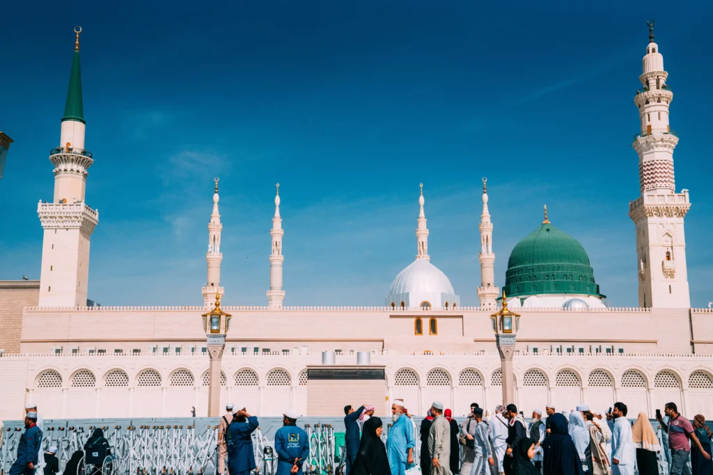 Luxury February Umrah Packages